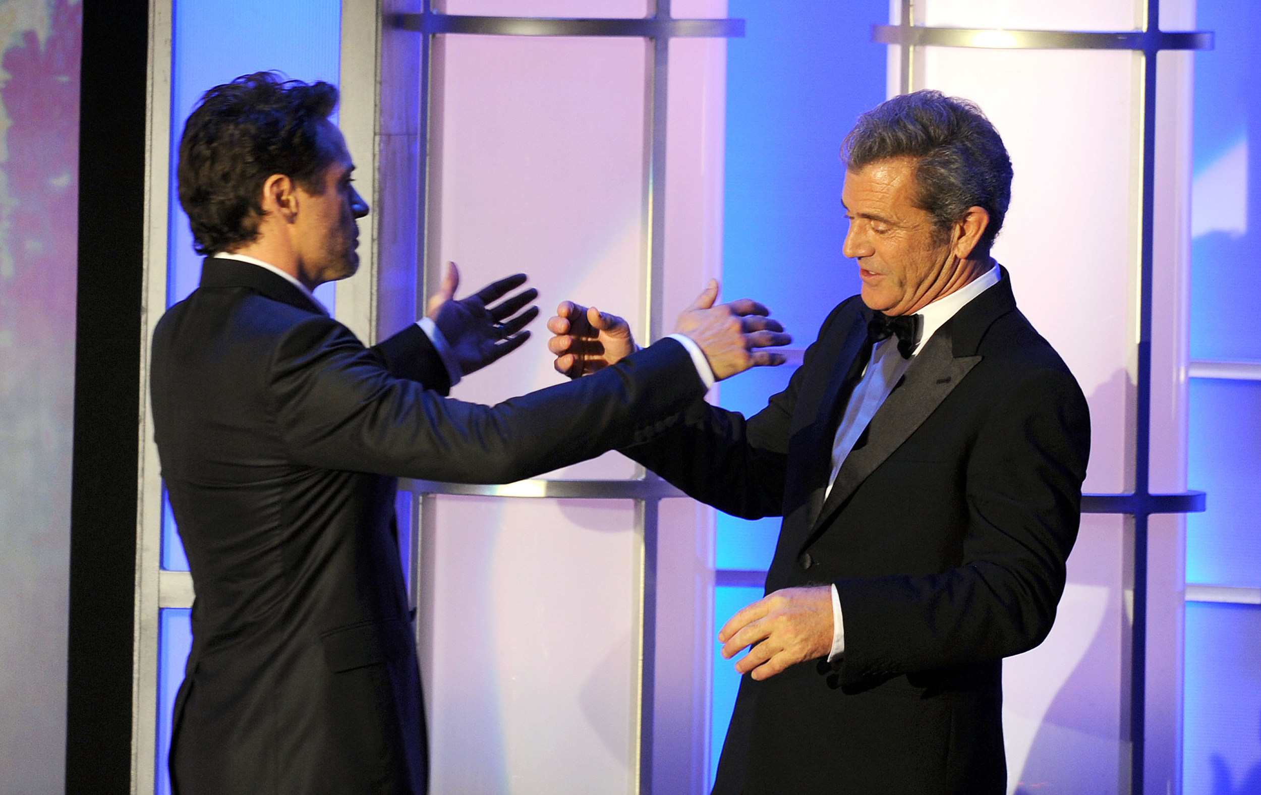 Tuesday Video: Robert Downey Jr. Asks Forgiveness for Mel Gibson | HomeWord