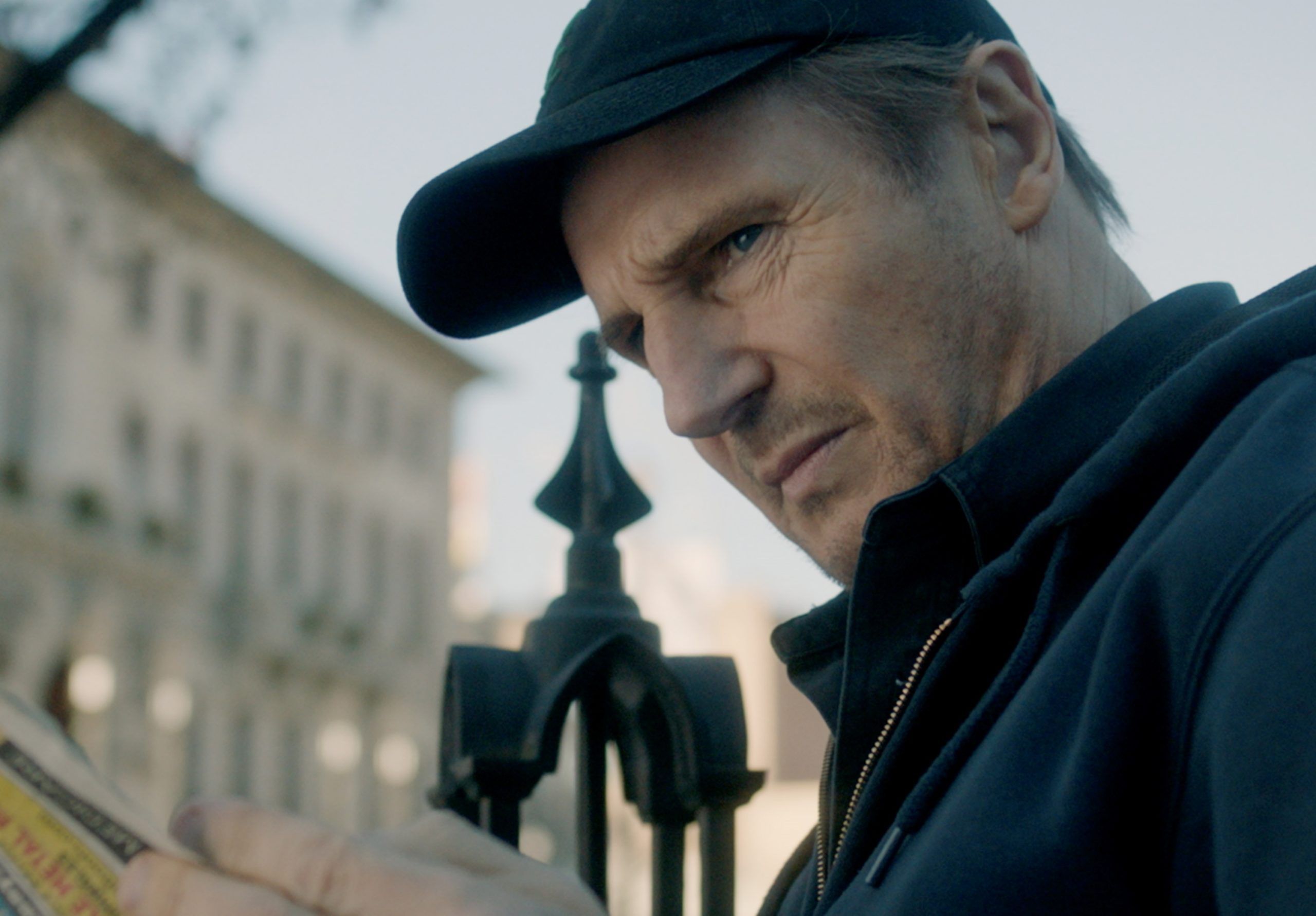 honest-thief-liam-neeson-01