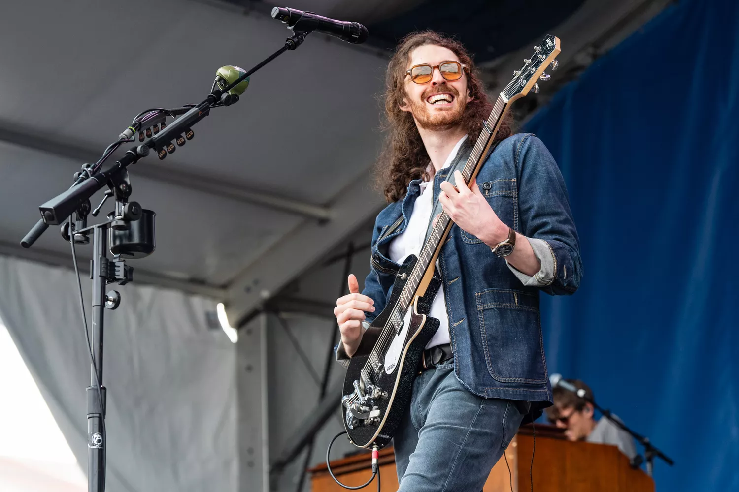 Hozier performs on Day 6 of 2024 New Orleans Jazz & Heritage Festival at Fair Grounds Race Course on May 03, 2024 in New Orleans, Louisiana. 