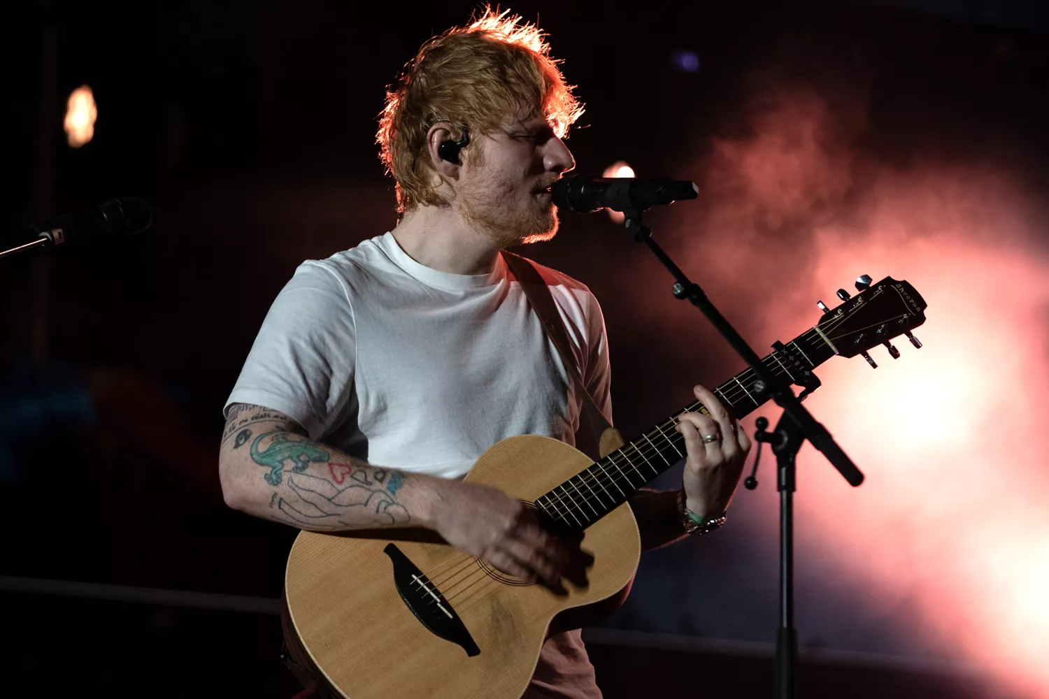 Ed Sheeran The Los Angeles Dodgers Foundation (LADF) hosted its 2024 Blue Diamond Gala last night, May 2, at Dodger Stadium