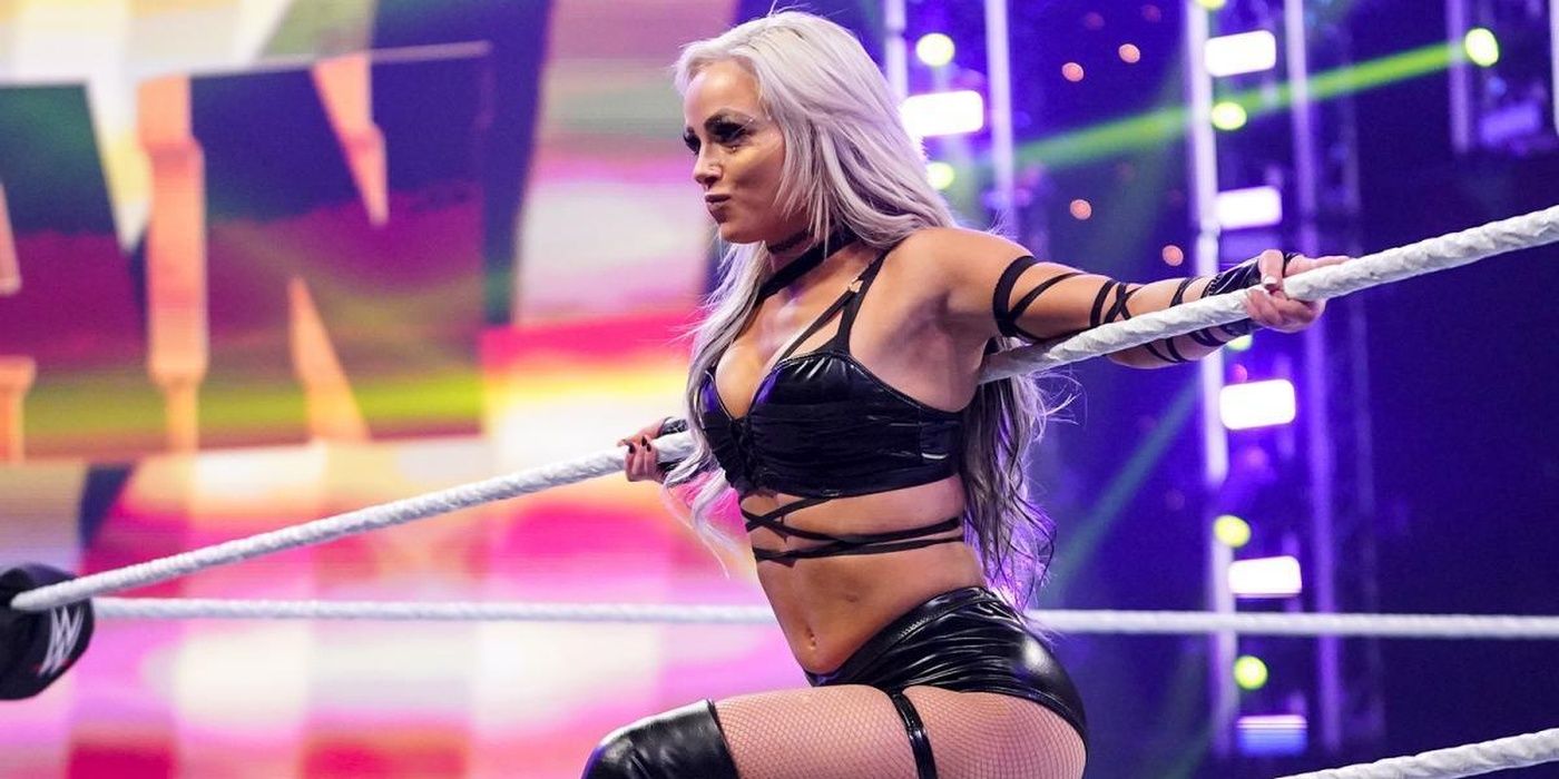 Liv-Morgan-Day-1