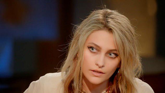 Michael Jackson's daughter is afraid to talk about homosexuality with her family - 1