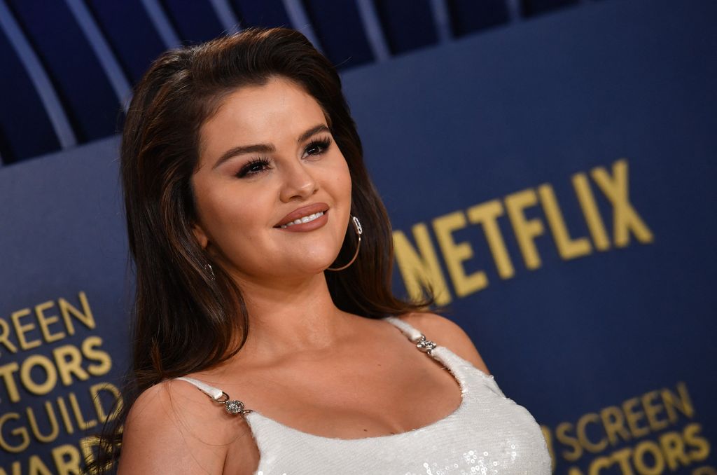 Selena Gomez looking characteristically glamorous at the SAG Awards 