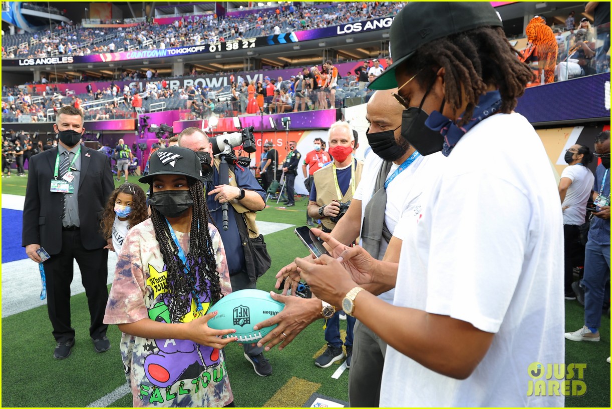 Jay-Z Attends Super Bowl 2022 with Blue Ivy - See Photos!: Photo 4704627 |  Beyonce Knowles, Blue Ivy Carter, Celebrity Babies, Jay Z Photos | Just  Jared: Entertainment News