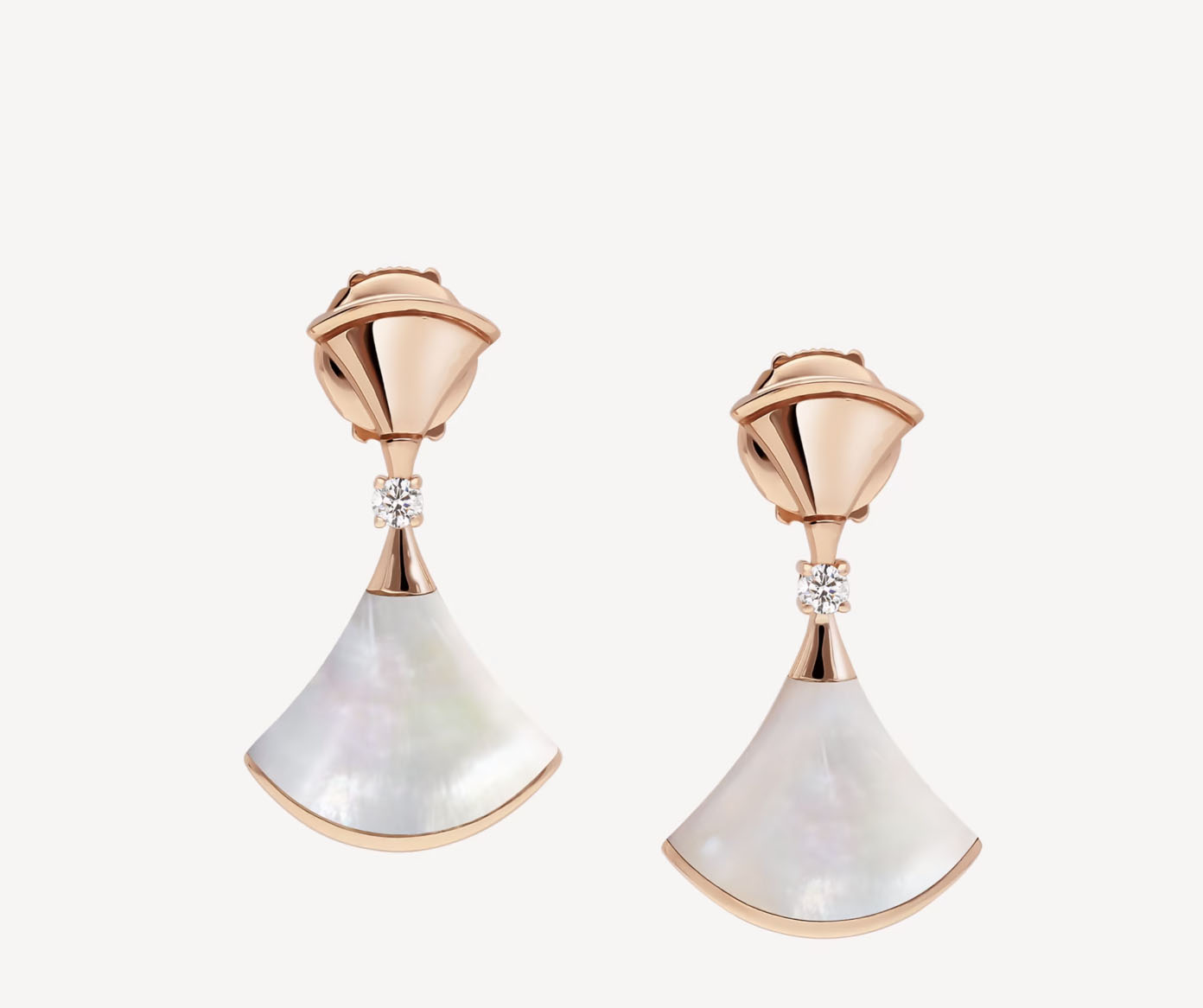 Taylor will continue to dazzle with these stunning Bulgari earrings