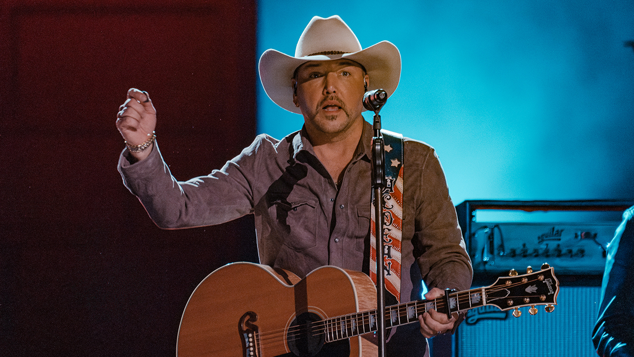 Jason Aldean Performs at CMT Awards After "Try That in a Small Town" Ban