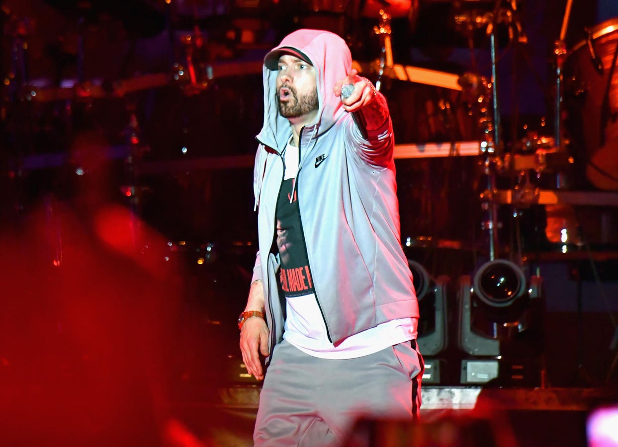 Eminem Is The Only Artist To Have Seven Albums Reach 1 Billion Streams On  Spotify