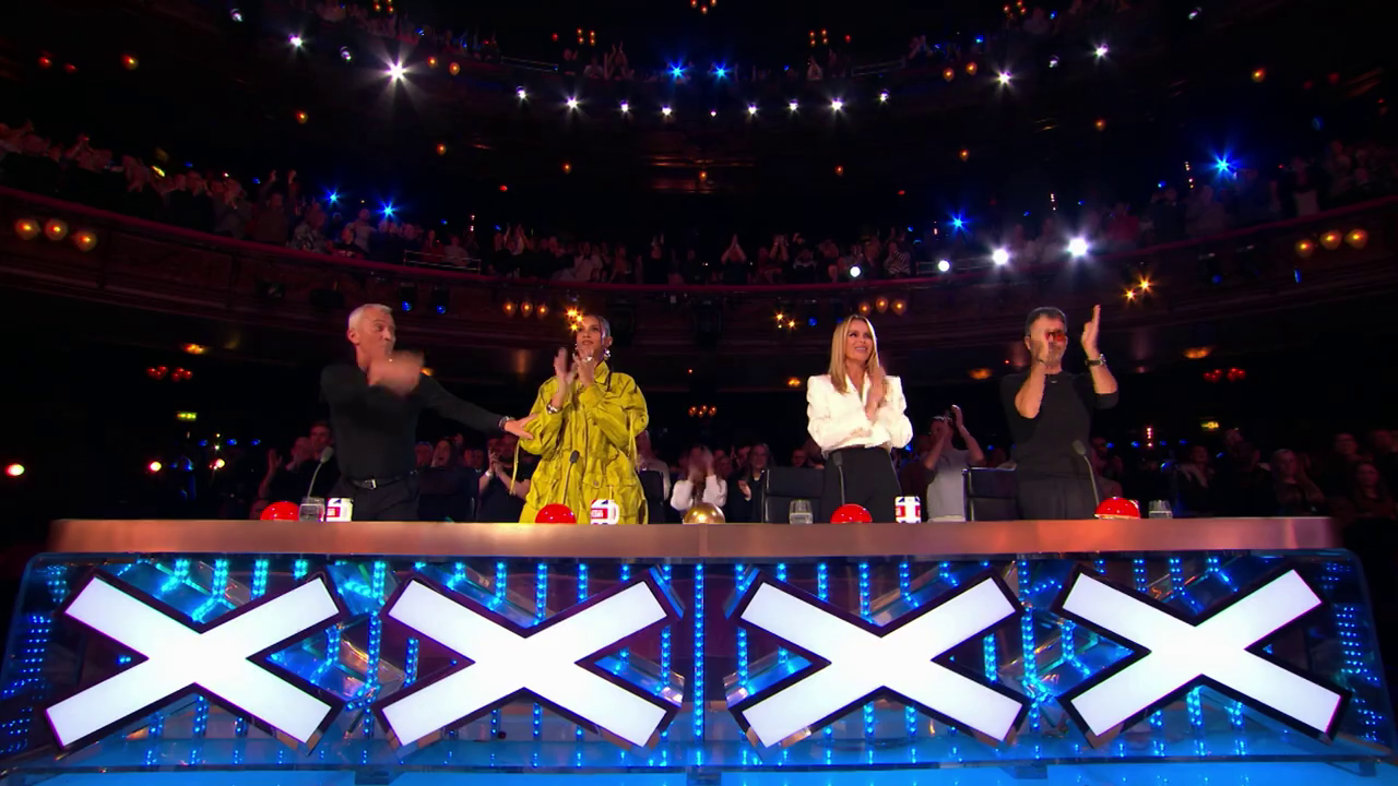 The judges were all on their feet