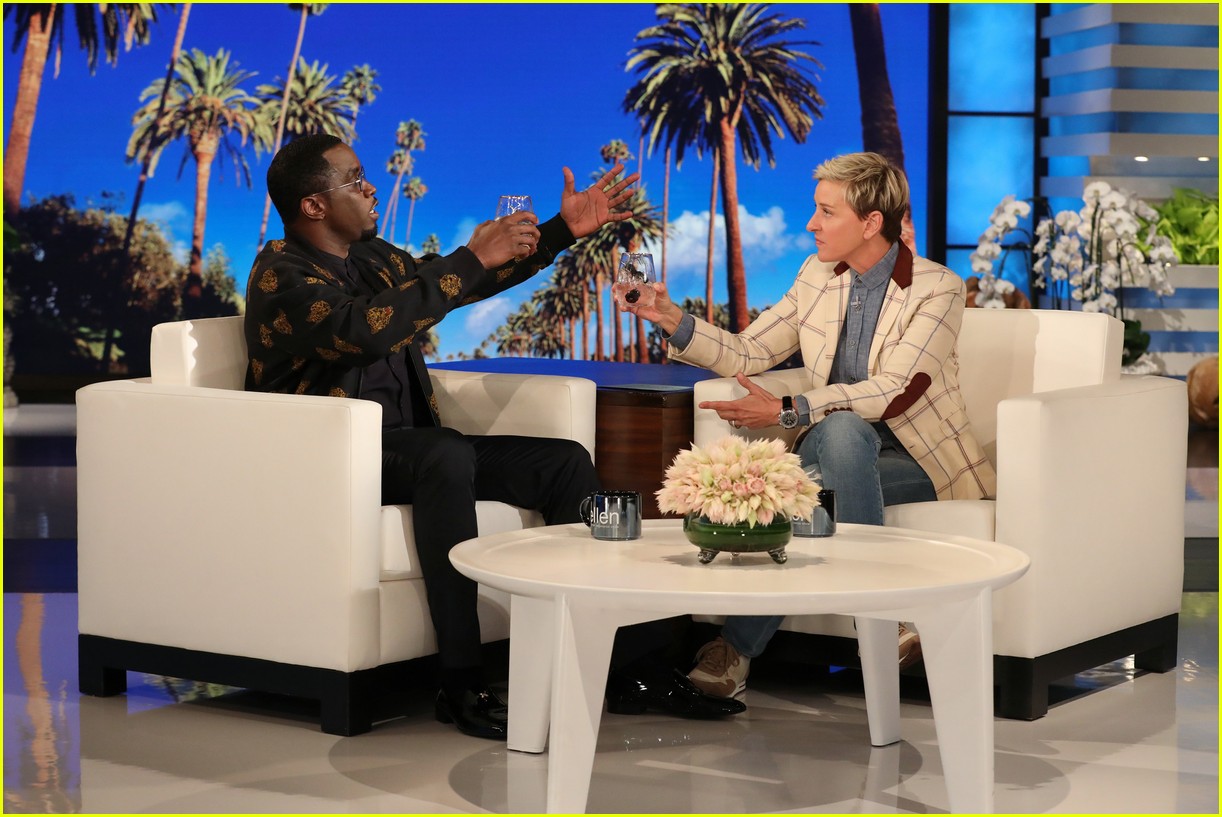 Sean 'Diddy' Combs Proves He's Scared of Clowns - Watch!: Photo 4170085 | Diddy, Ellen, Sean Combs Photos | Just Jared: Entertainment News