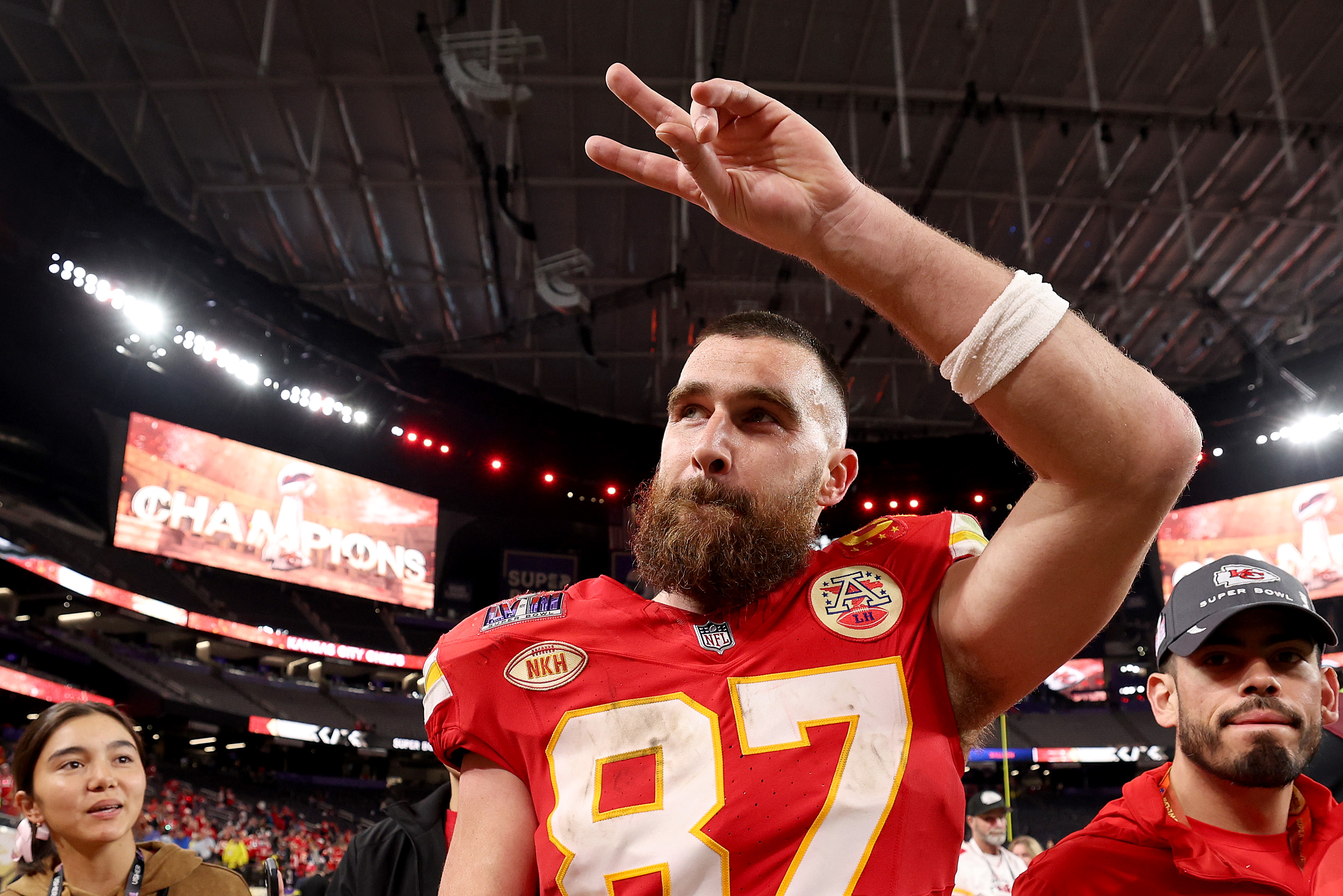 Travis Kelce to host Are you Smarter Than a Celebrity for Amazon