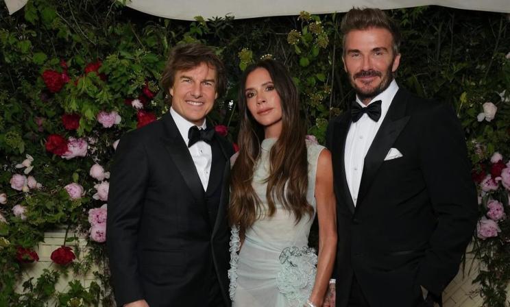 Tom Cruise with Victoria and David Beckham. 