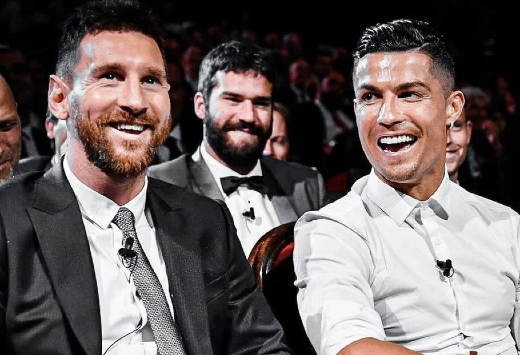 Tài sản ròng của Messi có giá trị cao hơn của Cristiano Ronaldo