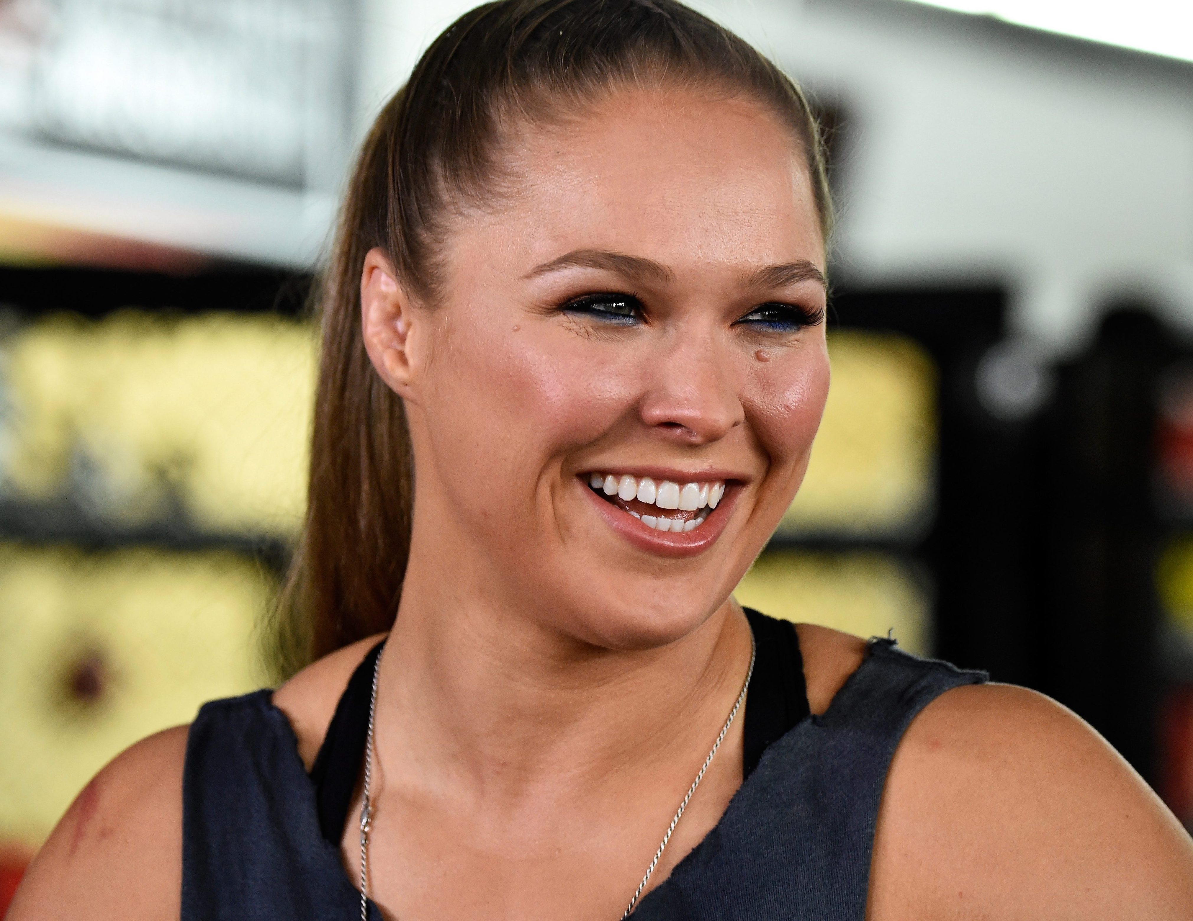  Ronda Rousey returns to the ring at UFC 207 at Las Vegas at the end of the year