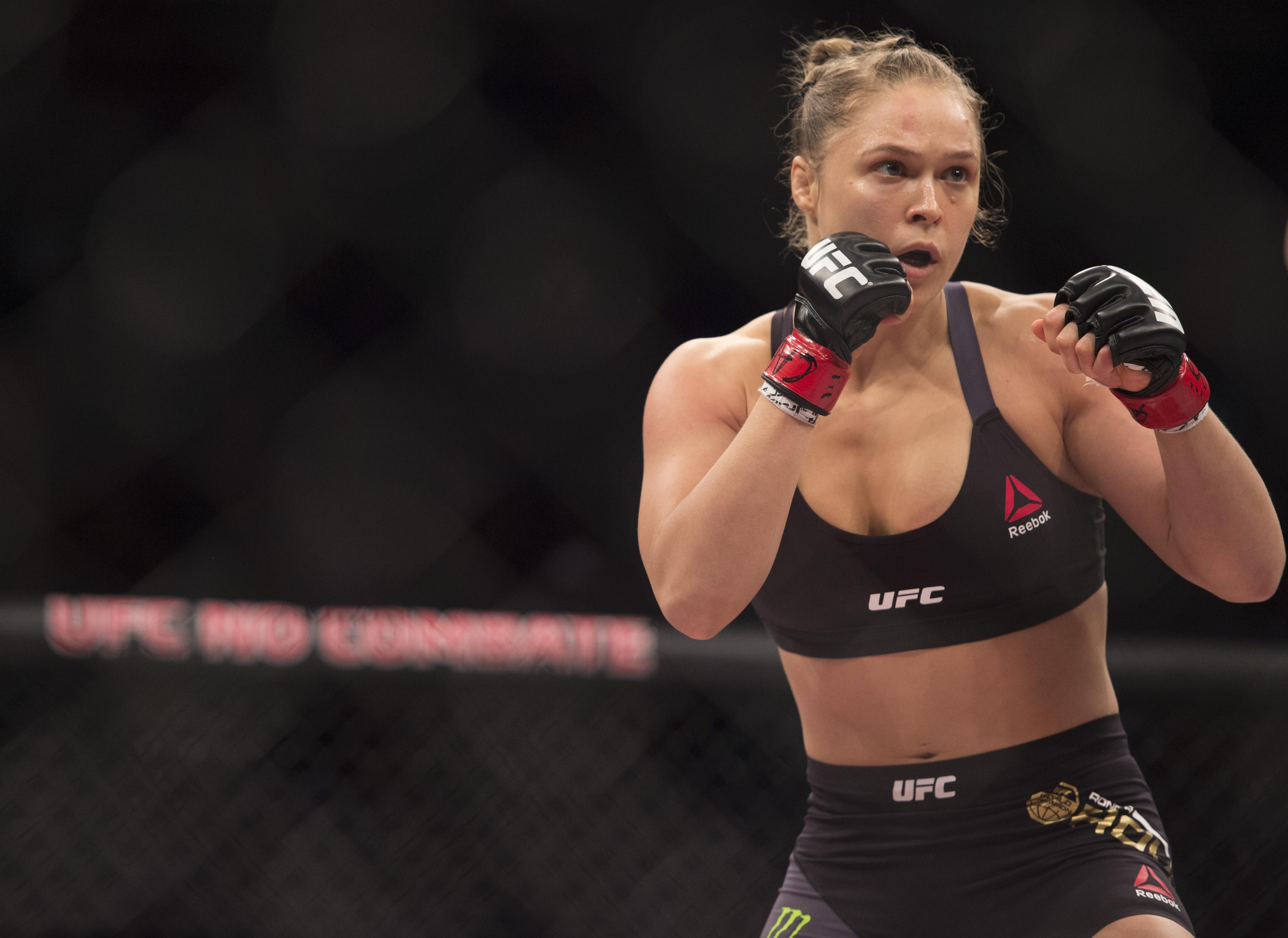  Ronda Rousey is set for a sensational switch to WWE