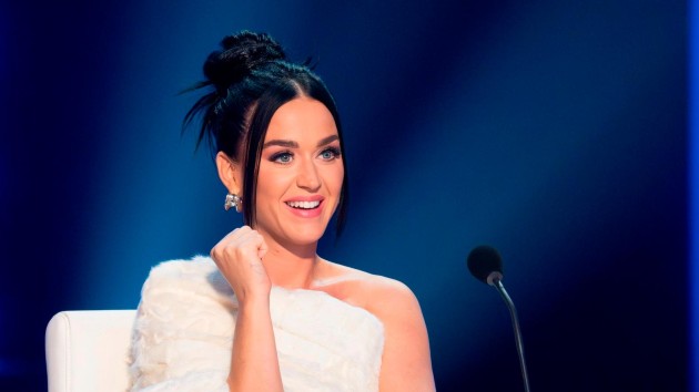 Katy Perry nói về việc thoát khỏi 'American Idol', bảo người thay thế "giữ ấm chỗ ngồi" – MOViN 92.5