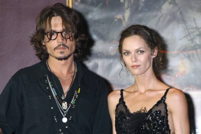 vanessa paradis supports johnny depp amber heard trial