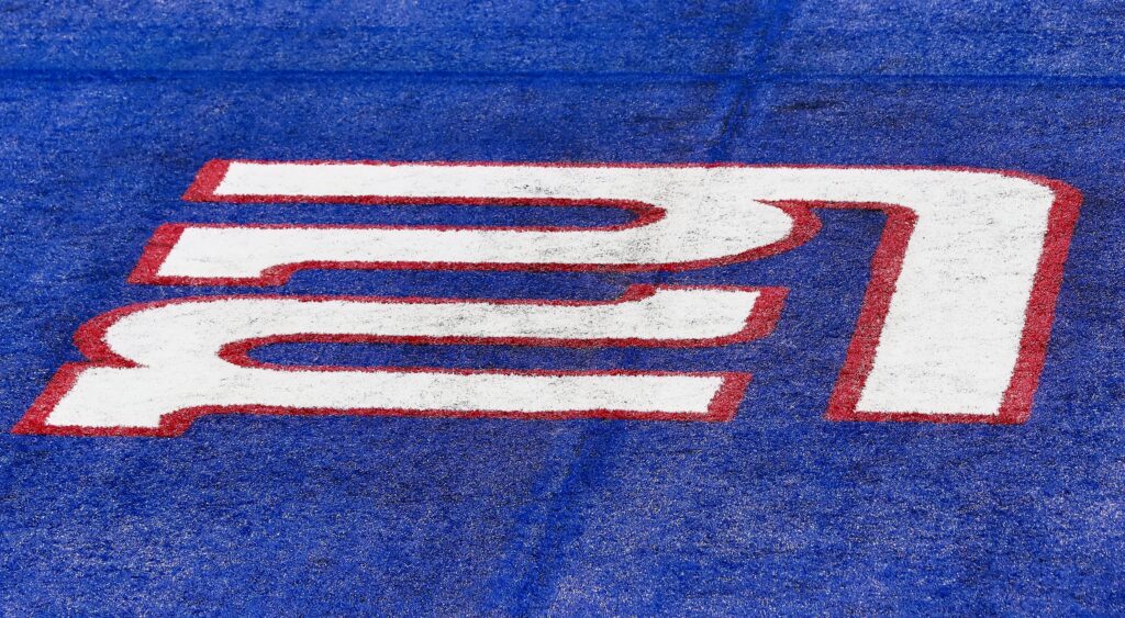 New York Giants logo in end zone