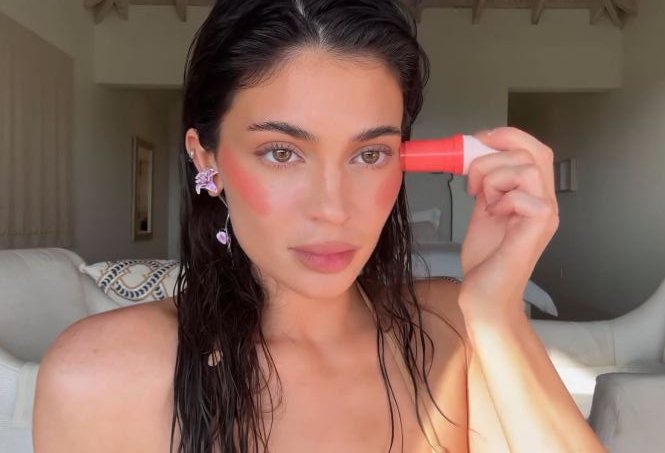 Kylie Jenner has posted a new video to her Instagram profile