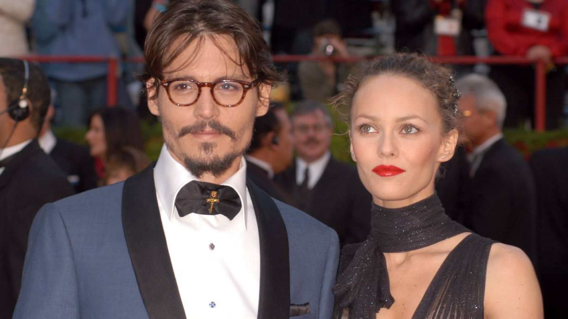 vanessa paradis supports johnny depp amber heard trial