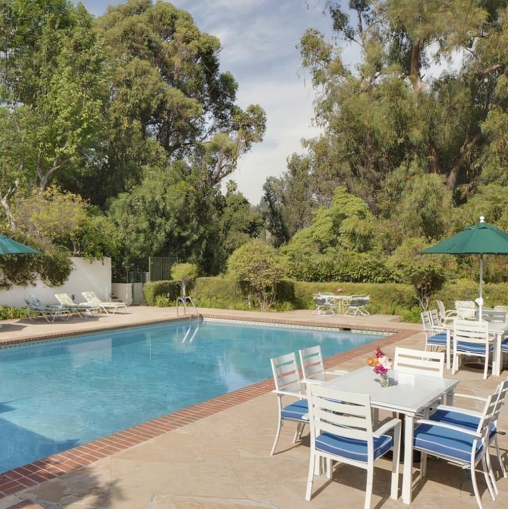 Taylor Swift’s $25 Million Samuel Goldwyn Estate in Beverly Hills, California - News