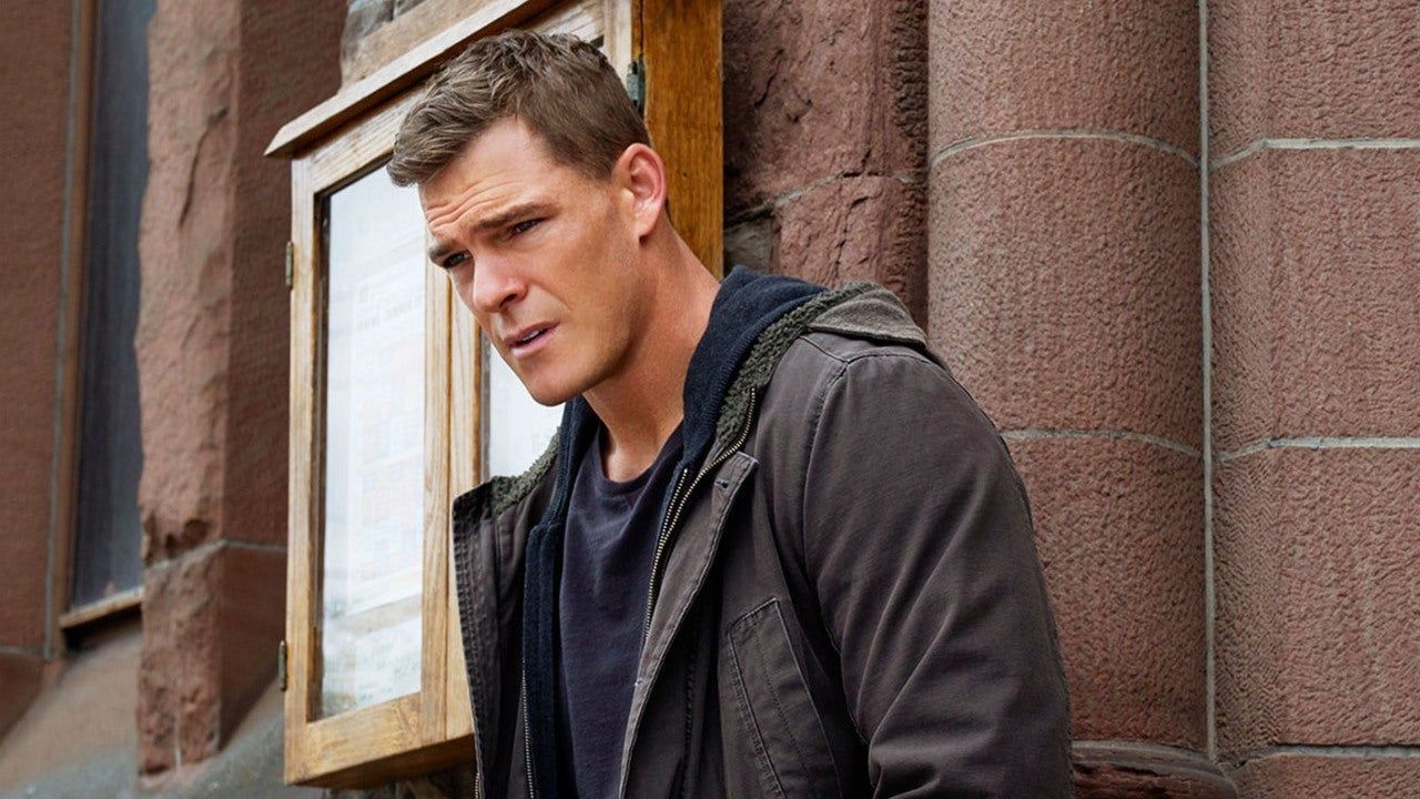 alan-ritchson-titans