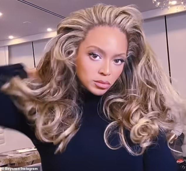 Beyoncé wows her fans while offering a rare glimpse at her stunning natural  hair - as she reveals routine that she relies on to TRANSFORM her tresses  and get them ready for