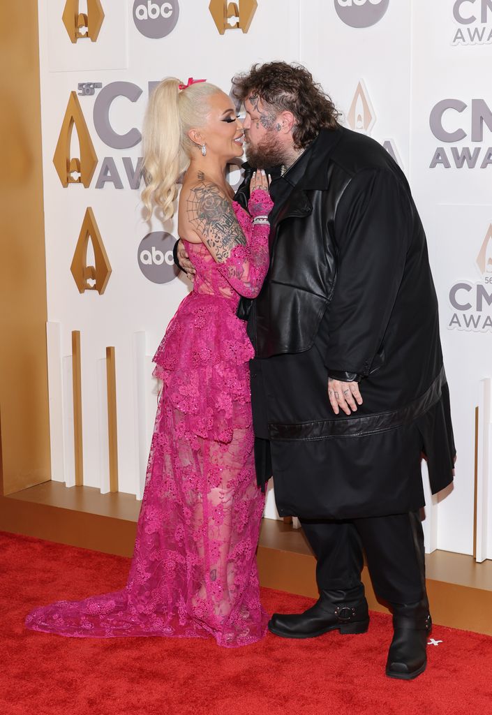 jelly roll bunnie xo cma awards