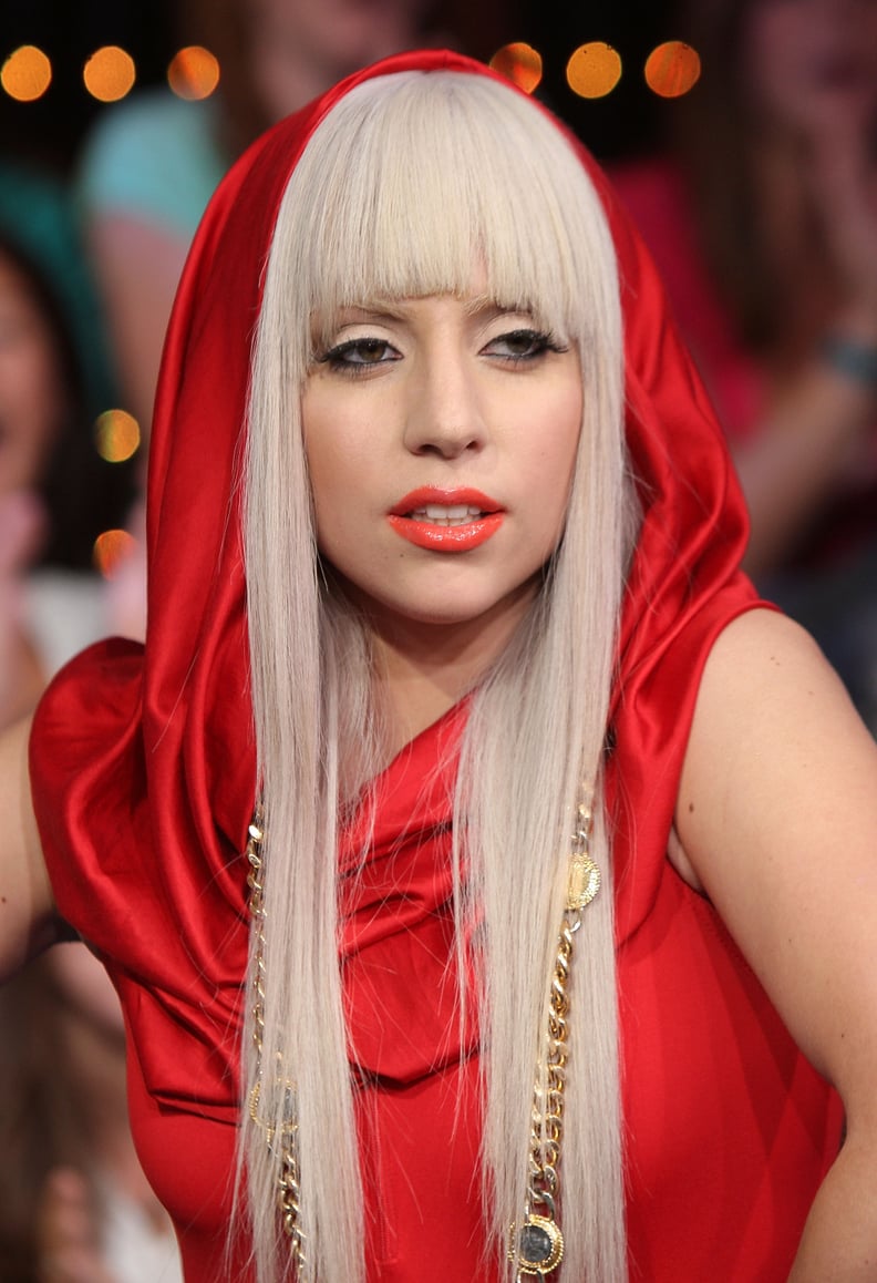 Lady Gaga's Platinum Blond Hair With Bangs in 2008