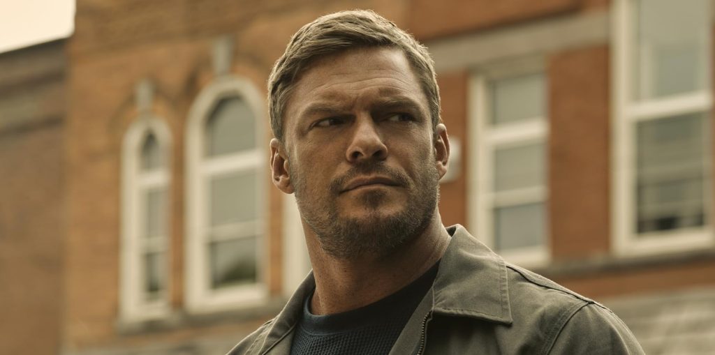 Alan Ritchson in Reacher Season 2 (2023)