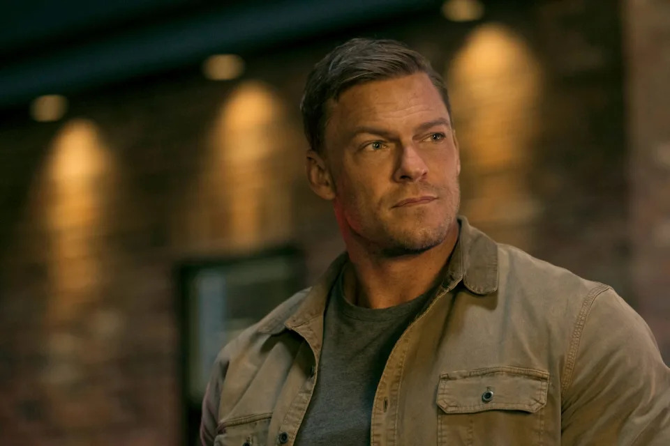 alan ritchson, reacher season 2