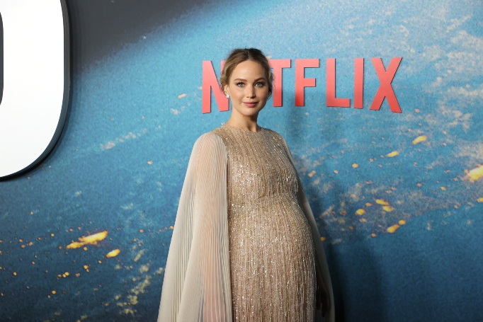 Jennifer Lawrence attends the world premiere of Netflix's 