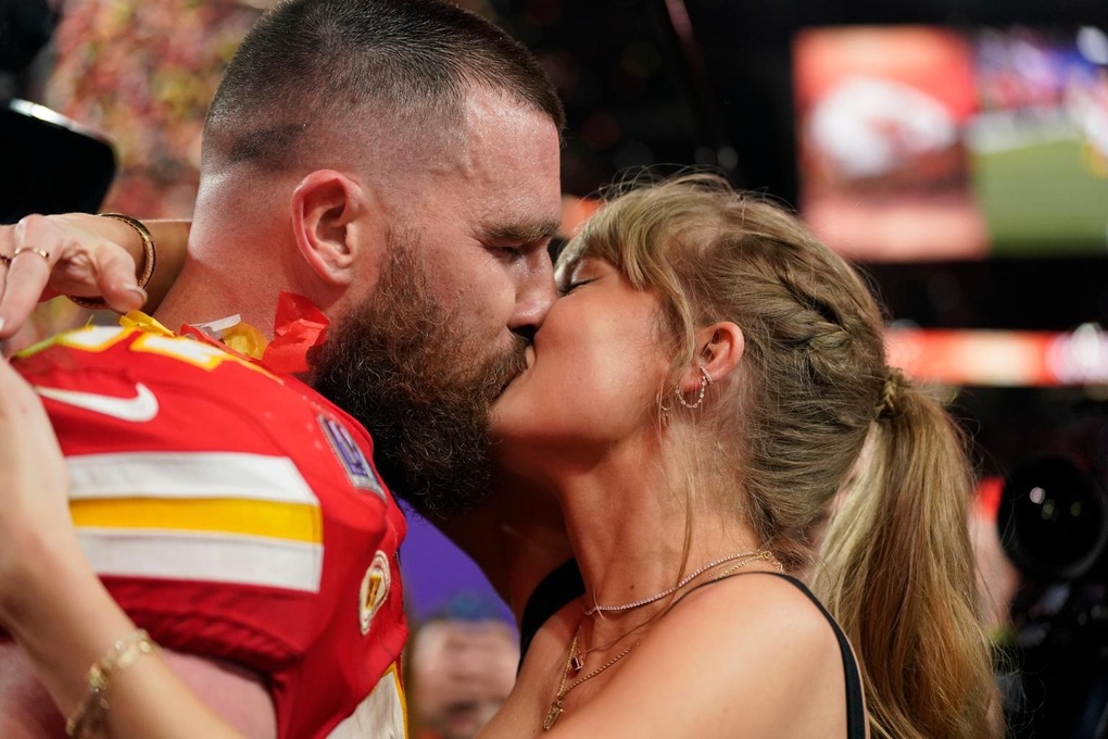 Yêu Taylor Swift chưa được 1 năm, Travis Kelce tiêu 8 triệu USD "tình phí" | Báo Dân trí