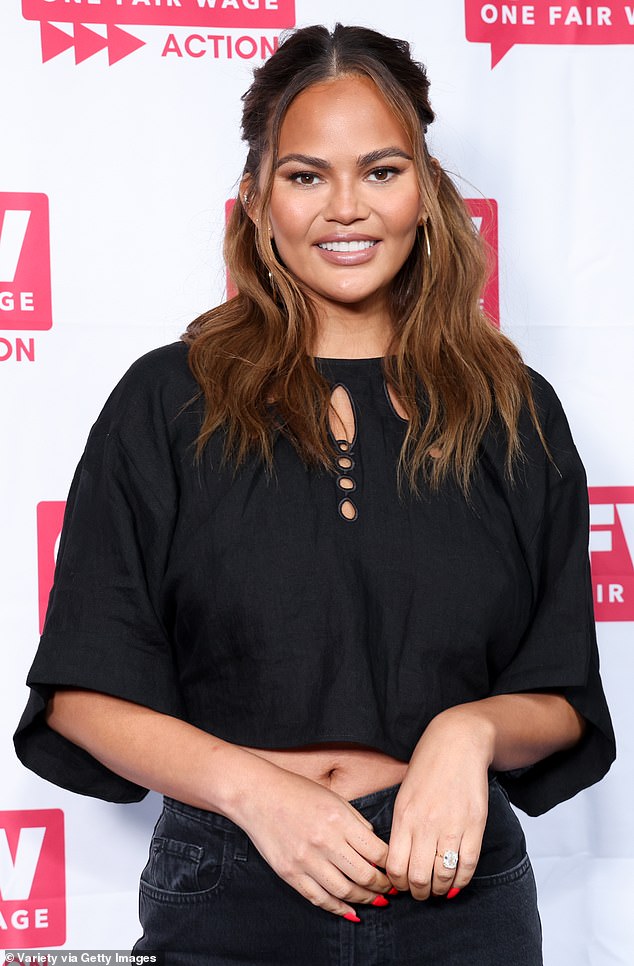 Looking back: Chrissy Teigen opened up to E! News about her 'one big regret' regarding her 2013 nuptials to husband John Legend ¿ not penning her vows herself