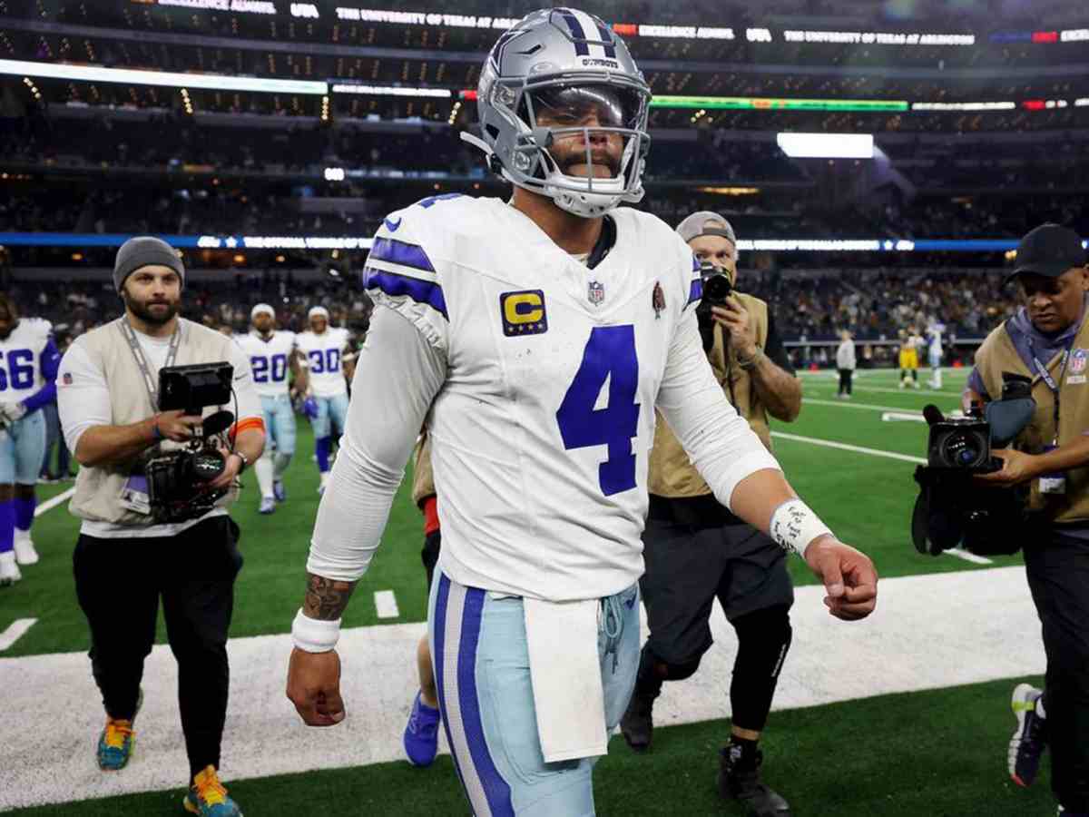 Domonique Foxworth claims the Cowboys have 'mismanaged' the Dak Prescott contract amid a silent free-agency