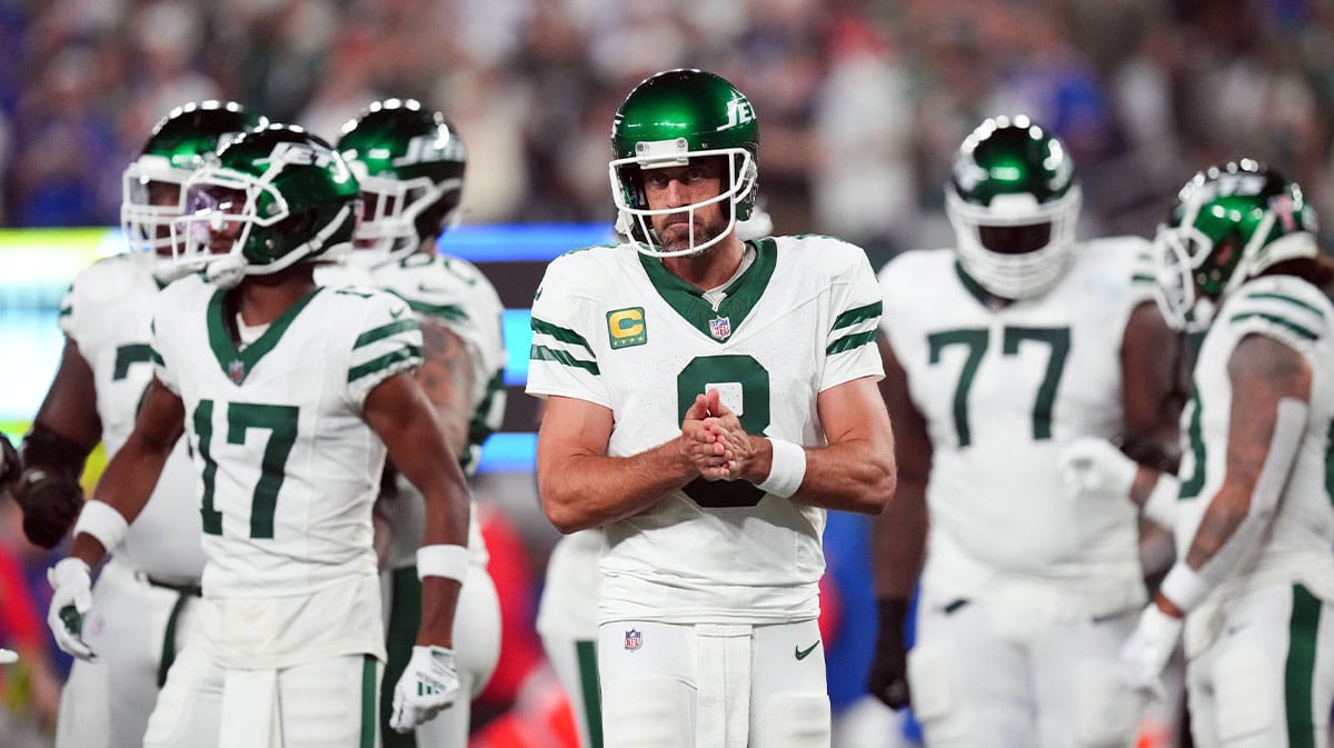 New York Jets QB Aaron Rodgers during the 2023 season opener.