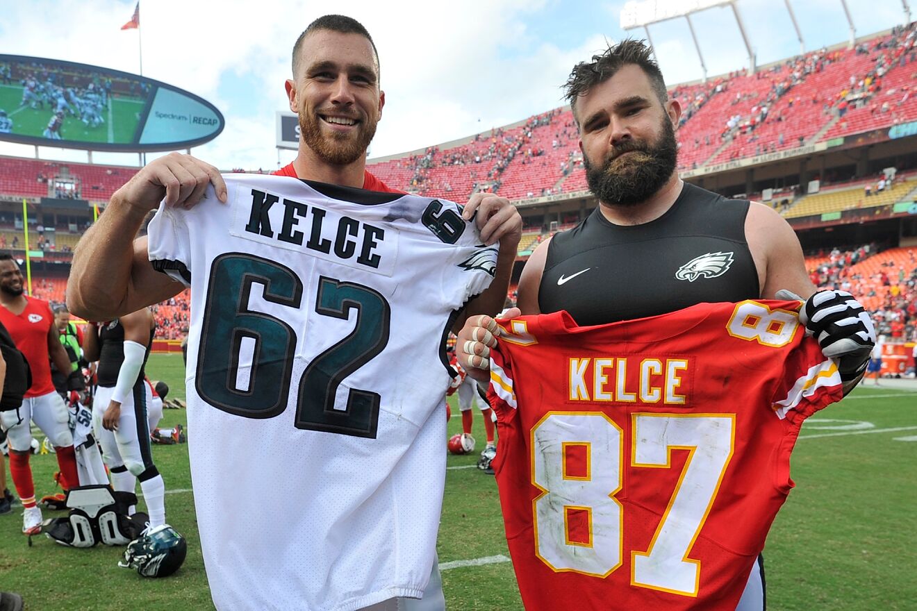 Travis Kelce scores points off the field, calls Jason "sexiest man on...